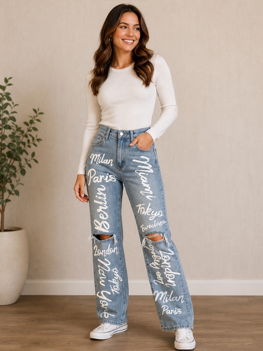 AKIRA City Graphics Size 7 (W27) Jeans Straight Leg Distressed Light Wash